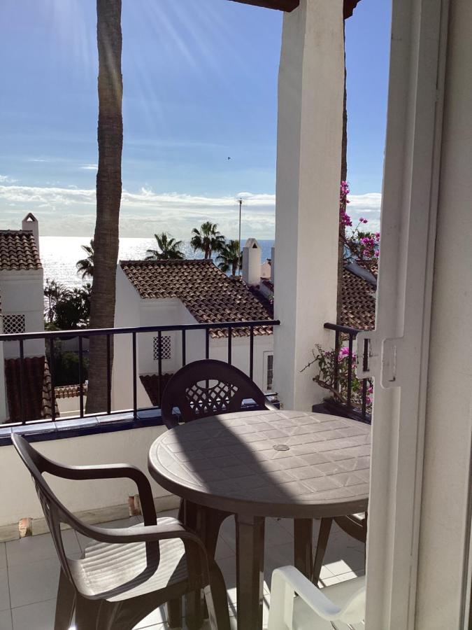 Апартаменты Playa Marina Club Pretty House Малага Экстерьер фото
