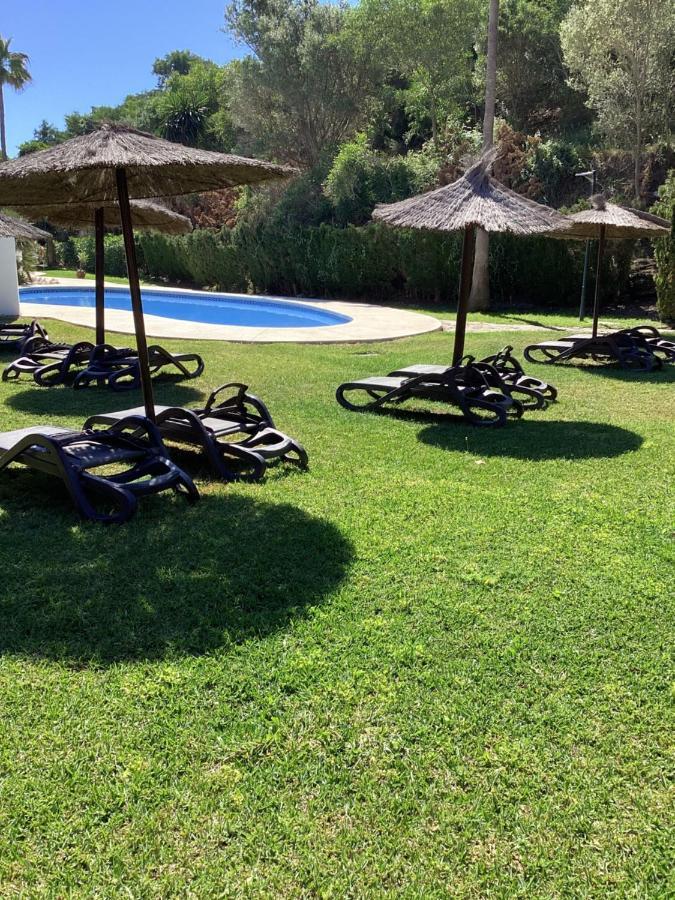 Апартаменты Playa Marina Club Pretty House Малага Экстерьер фото